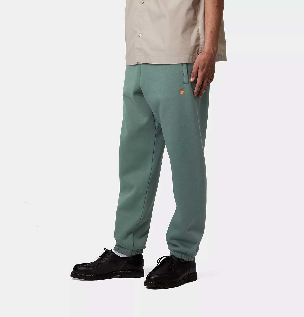 Carhartt WIP Chase Sweat Pant in Silver Pine