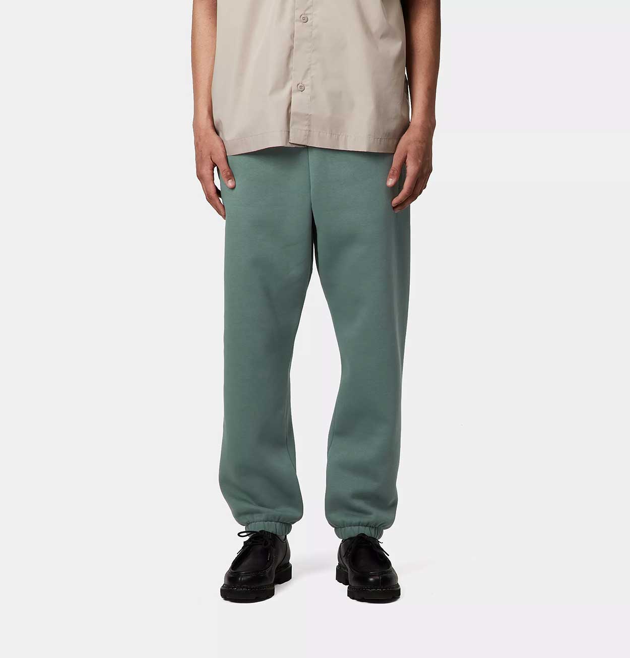 Carhartt WIP Chase Sweat Pant in Silver Pine