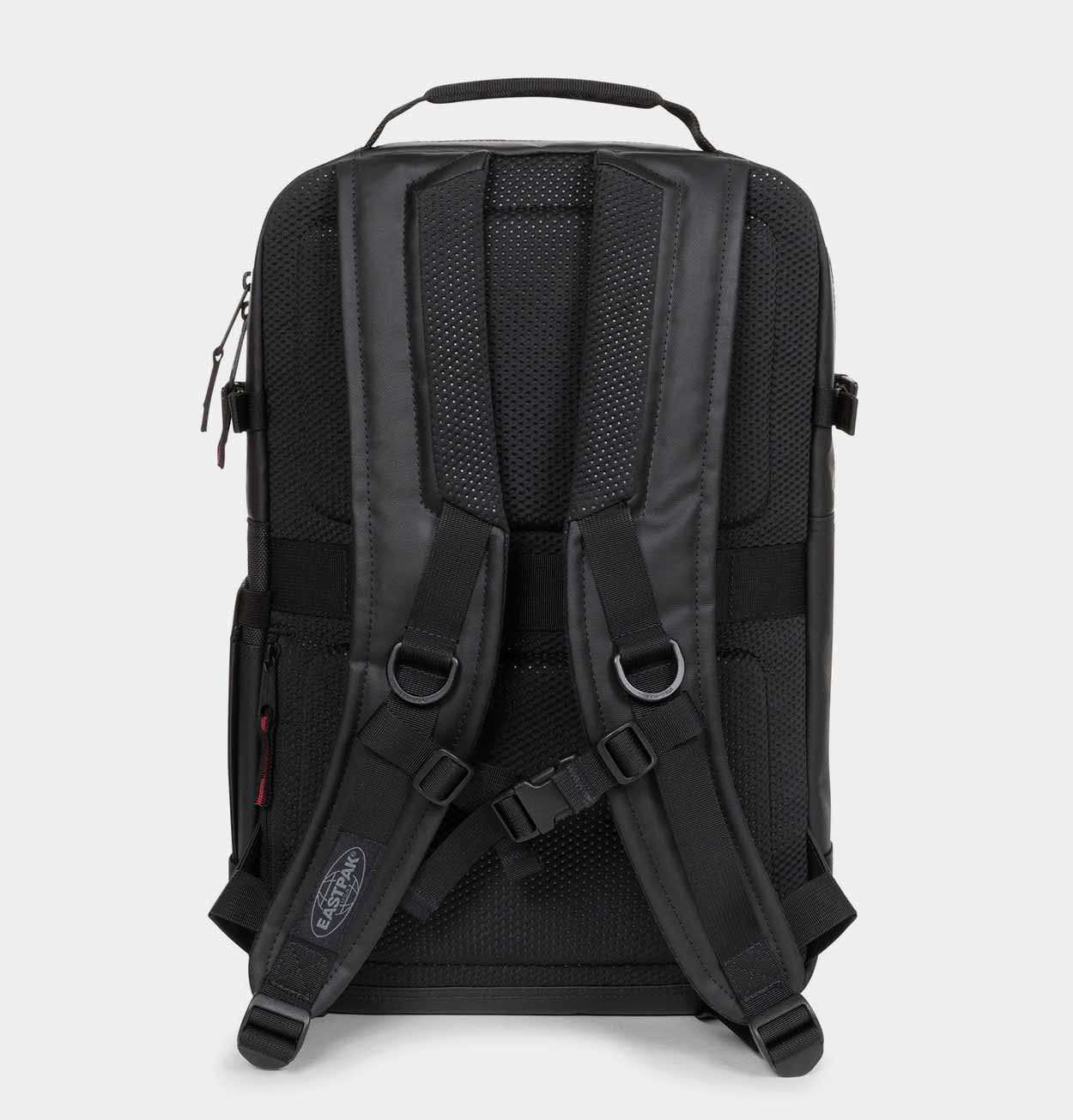 Eastpak Tecum M CNNCT in Top Black