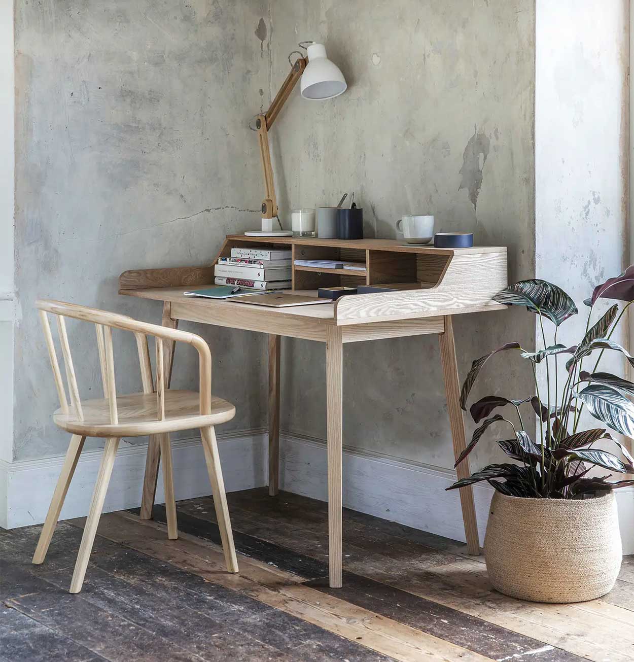Garden Trading Ashwicke Desk with Storage