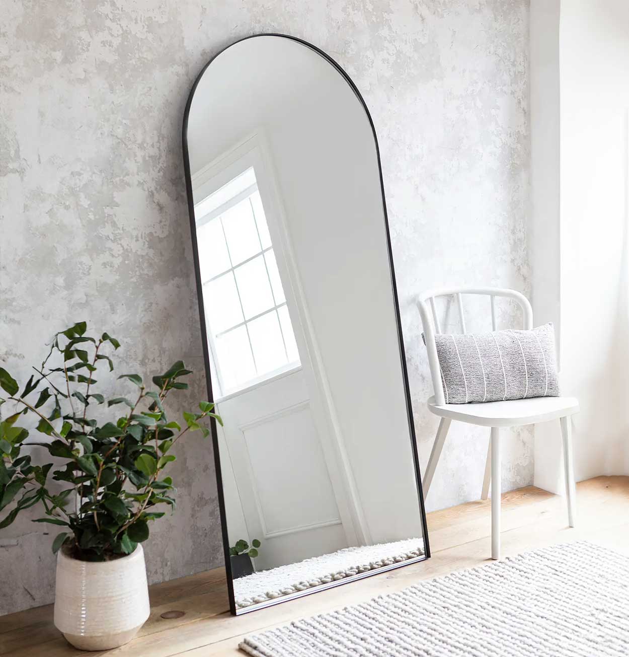 Garden Trading Charlcombe Arched Leaning Mirror