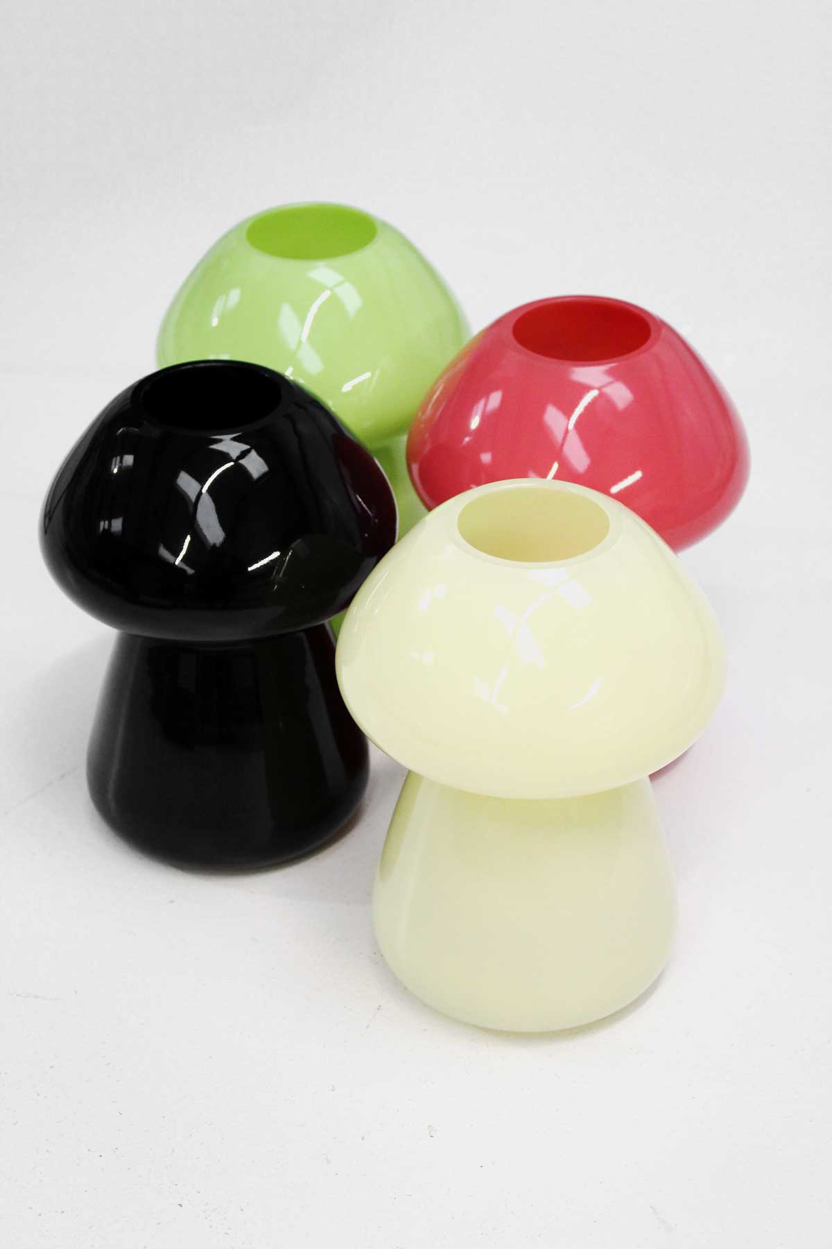 Glass Mushroom Vase in Black