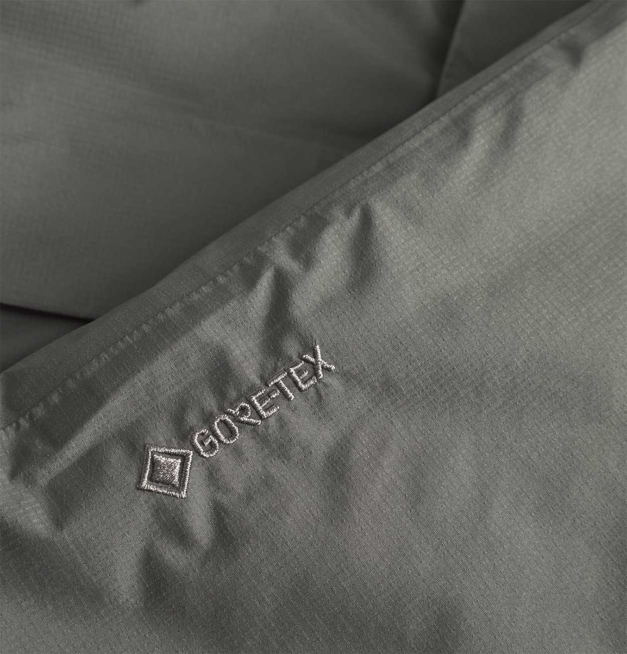 Norse Projects Fyn 4.0 Gore-Tex Insulated Jacket in Olive Night