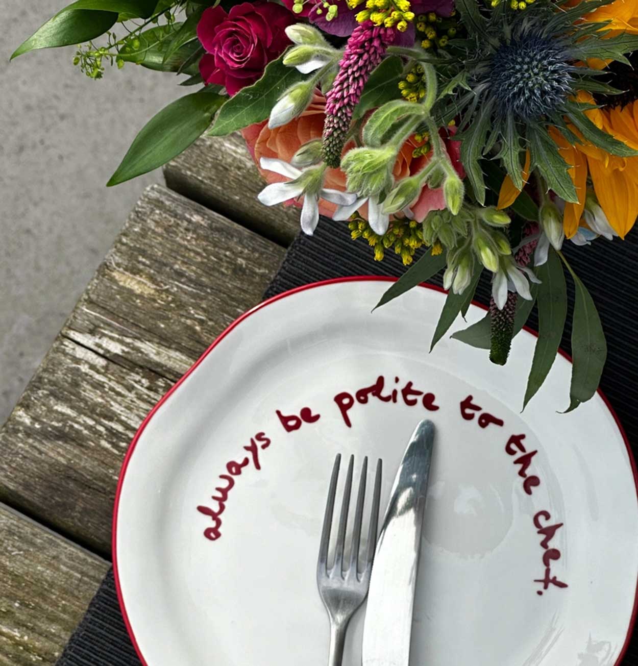 MÆGEN Statement Plate – Always Be Polite To The Chef