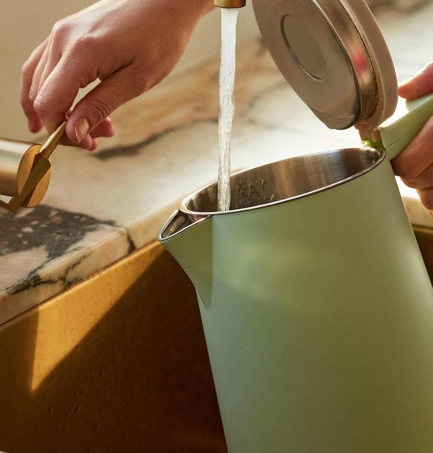 HAY Sowden Kettle – Mint