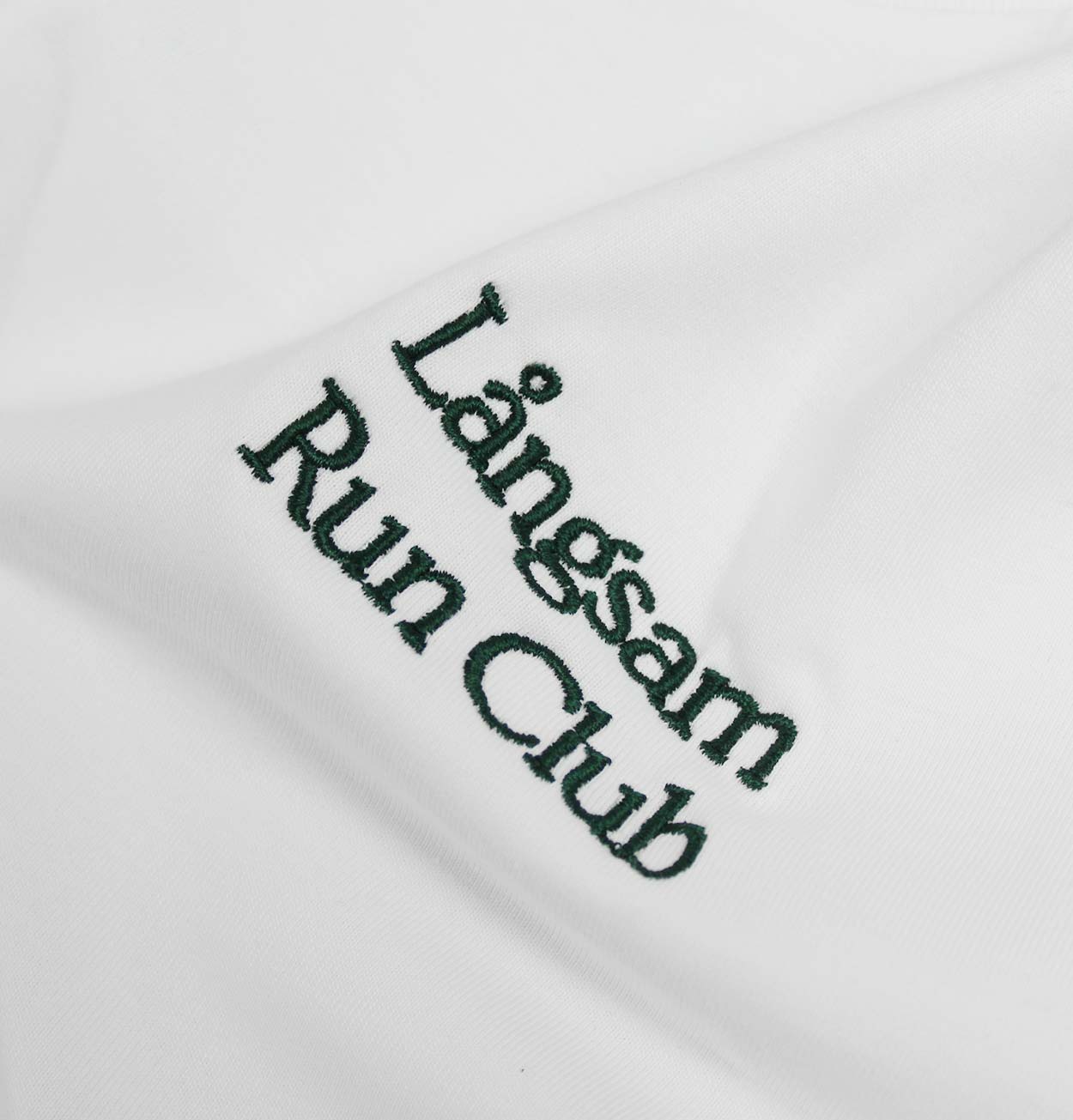 Långsam Run Club Embroidered Logo T-Shirt in White