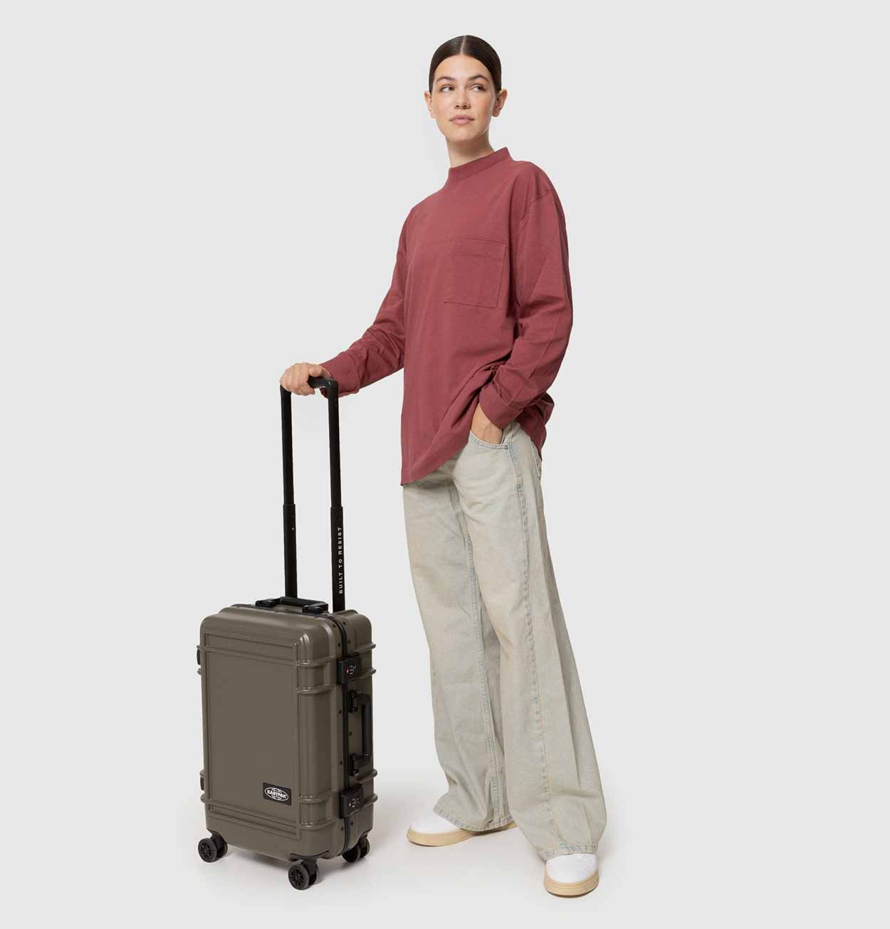 Eastpak Resist'r Case S in Army Olive