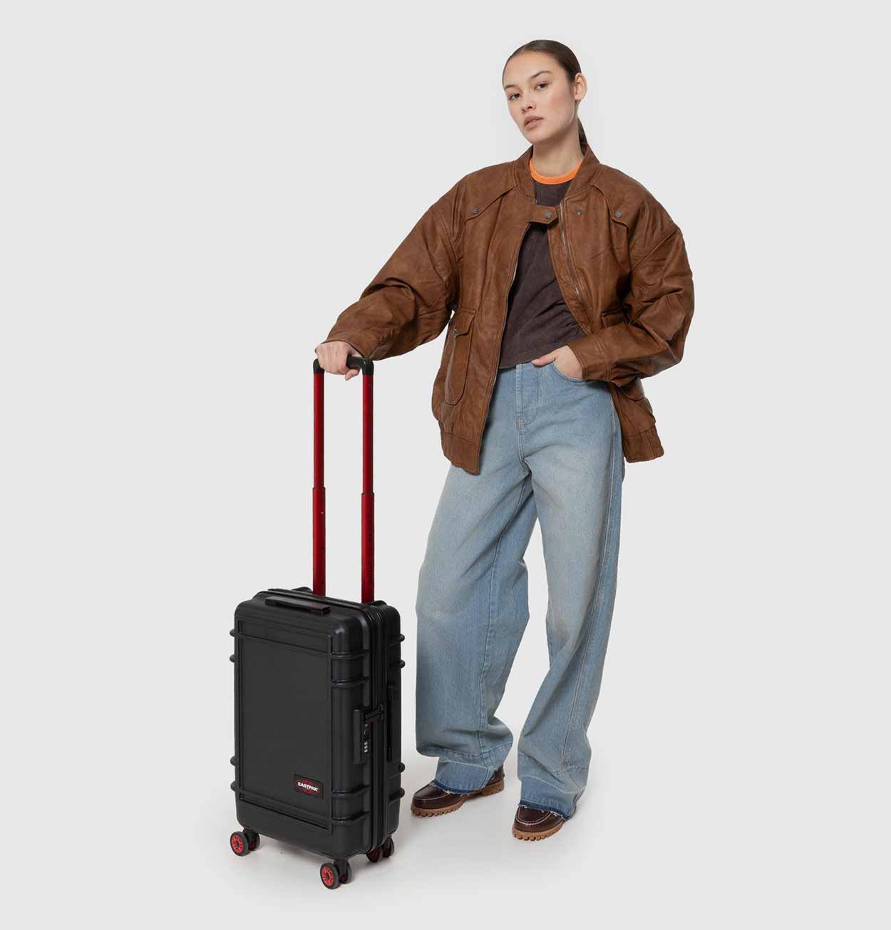 Eastpak Resist'r Zip Cabin Case in Black