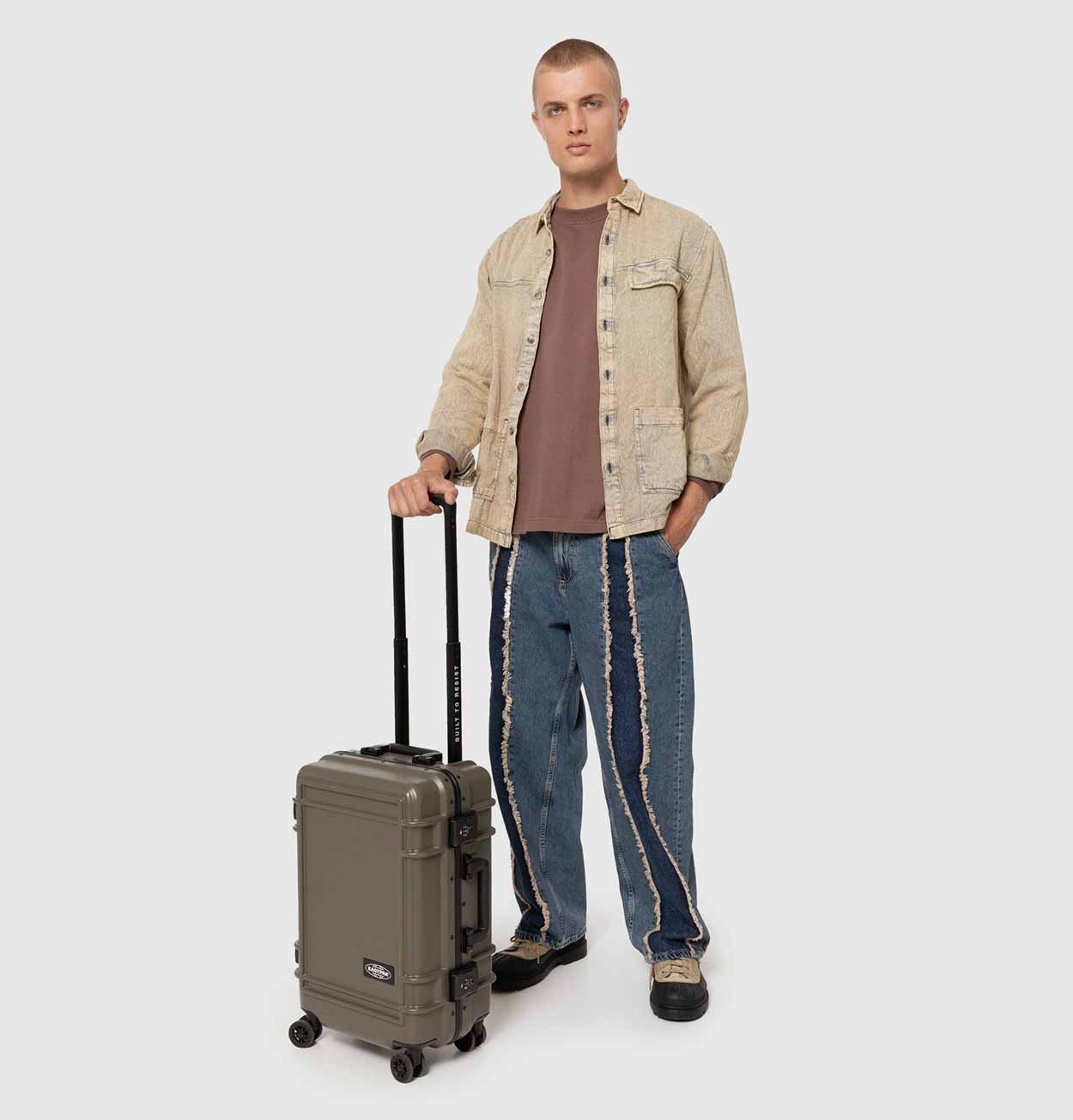 Eastpak Resist'r Case S in Army Olive