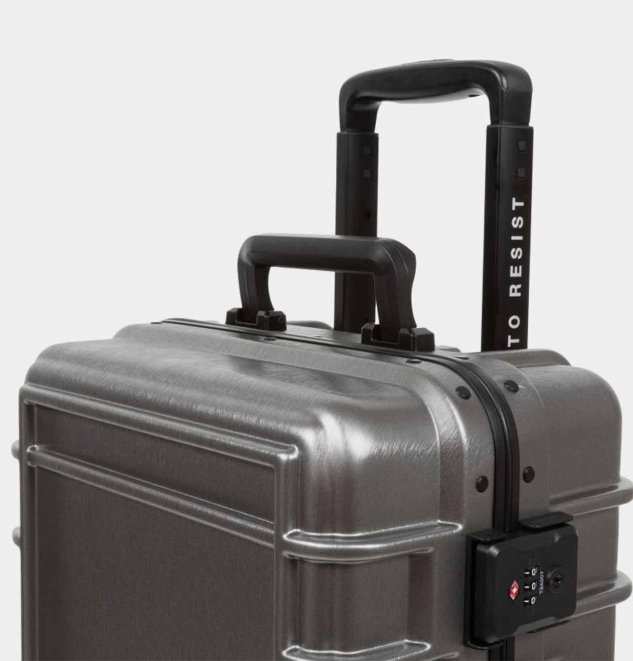 Eastpak Resist'r Case S in Brushed Metal