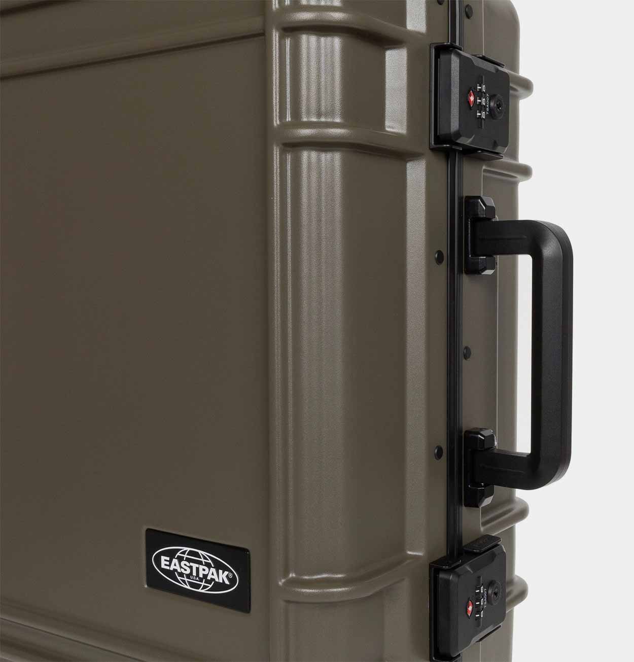 Eastpak Resist'r Case S in Army Olive