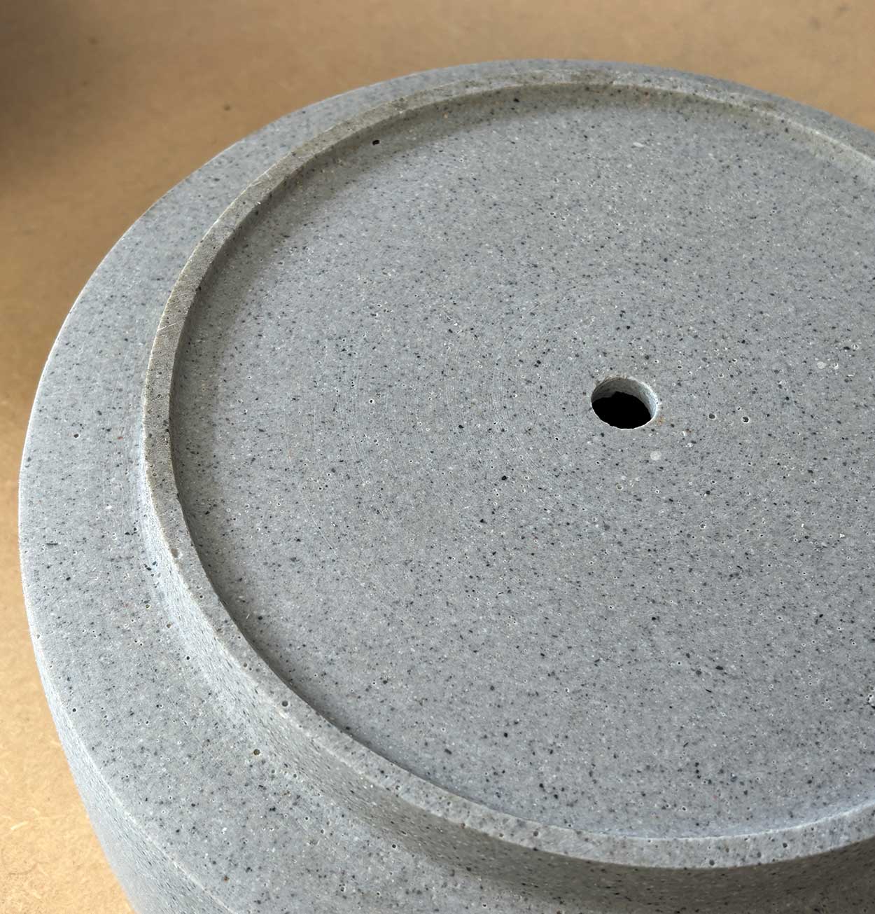 HAY Plant Pot – Extra Large – Grey – Missing Saucer