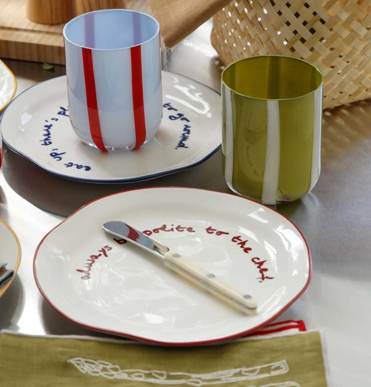 MÆGEN Statement Plate – Always Be Polite To The Chef