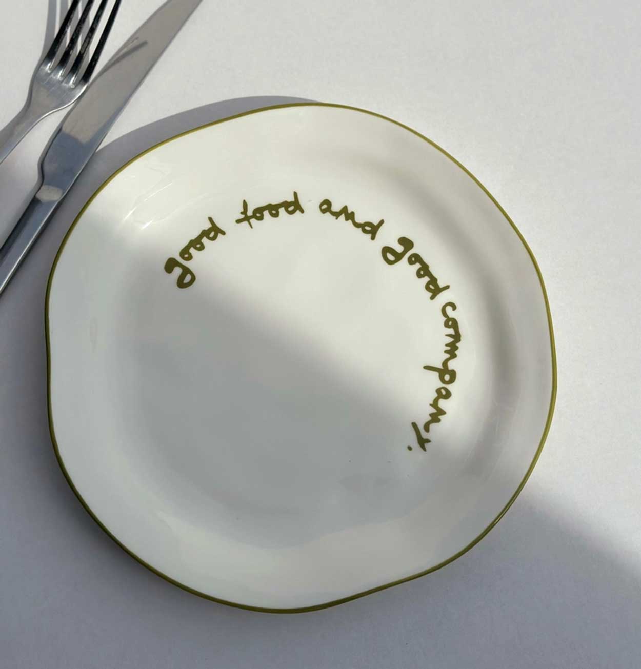 MÆGEN Statement Plate – Good Food and Good Company