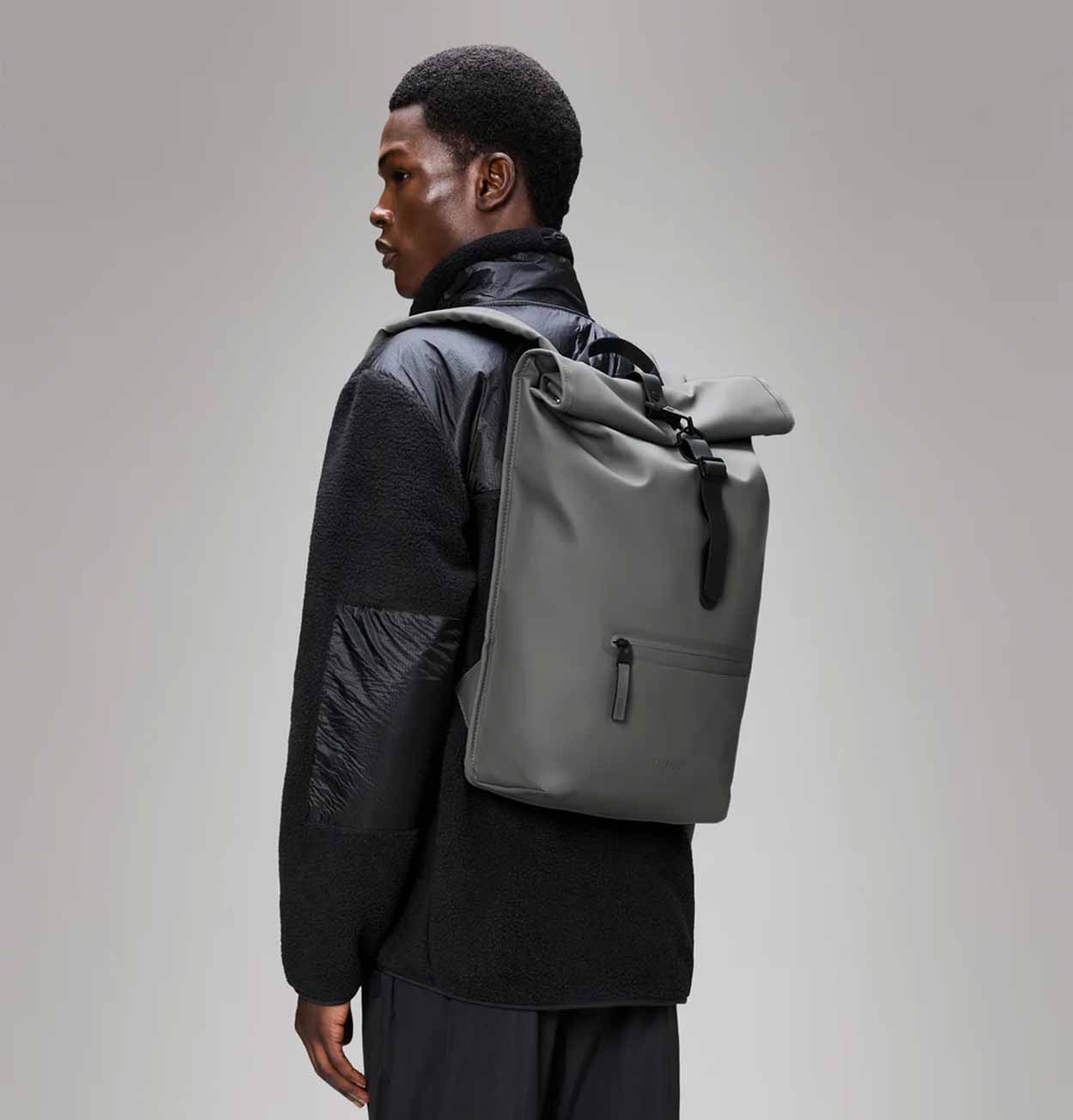 RAINS Rolltop Rucksack in Grey