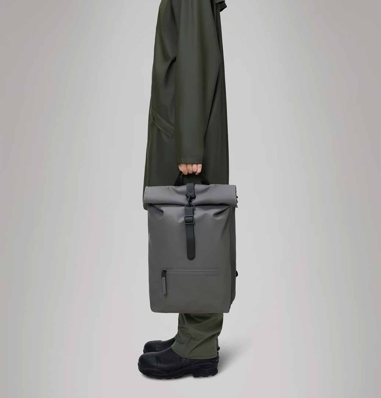 RAINS Rolltop Rucksack in Grey