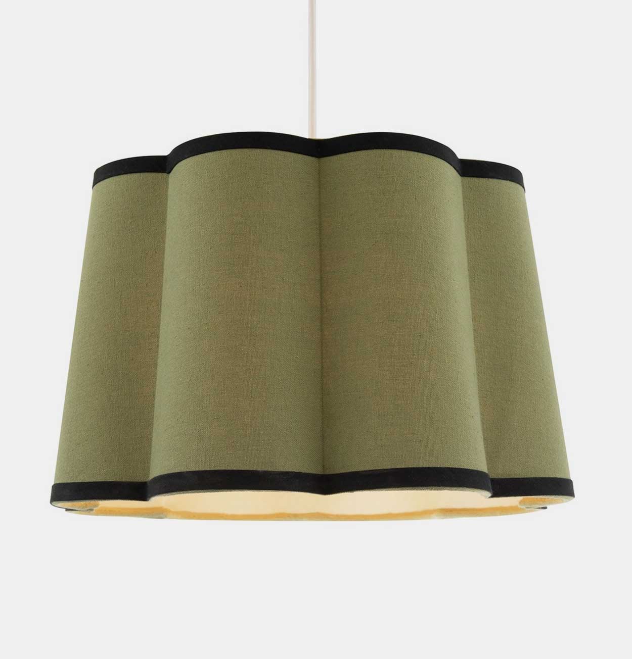 Scallop Edge Natural Linen Drum Lampshade